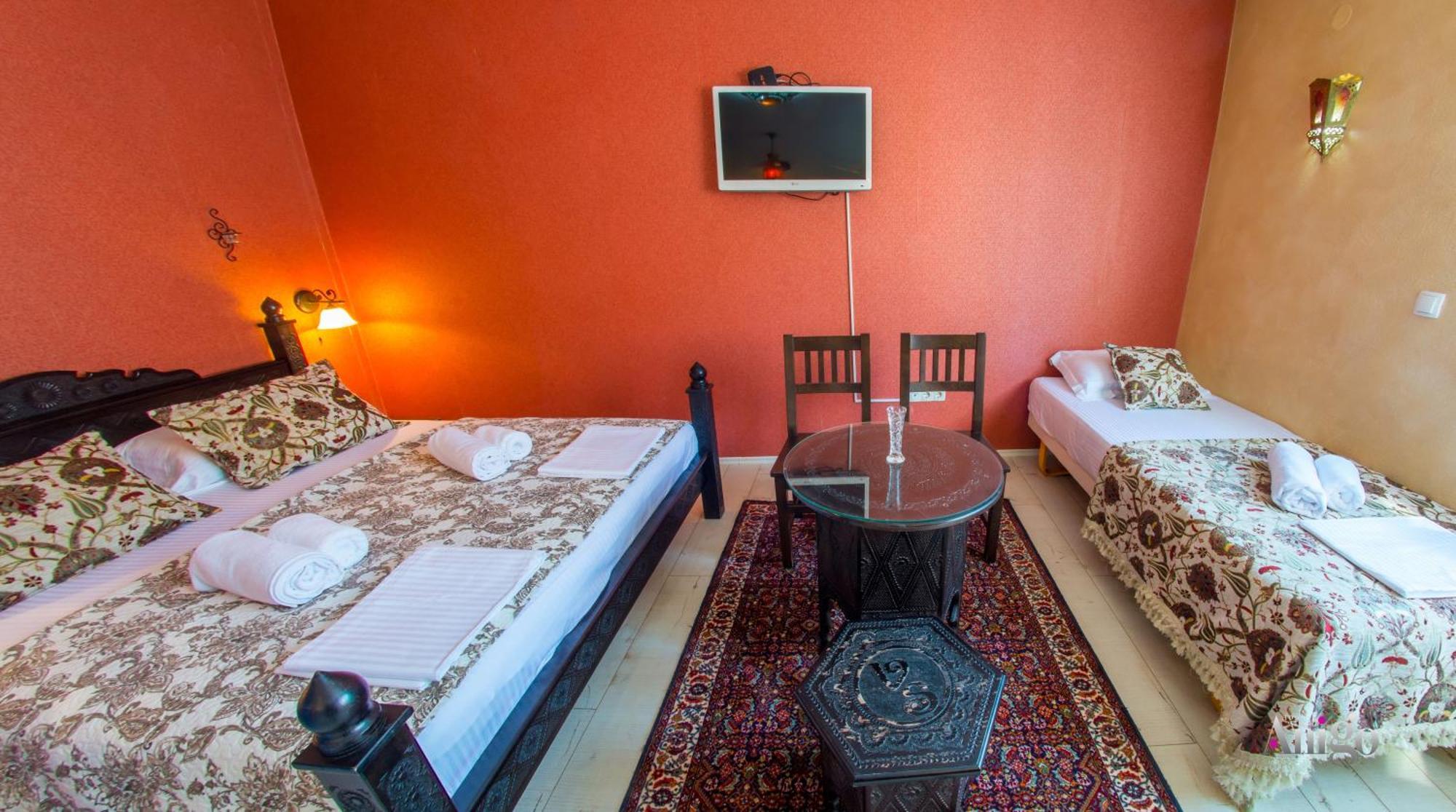 Apartments And Rooms Villa Sulejman Мостар Екстериор снимка