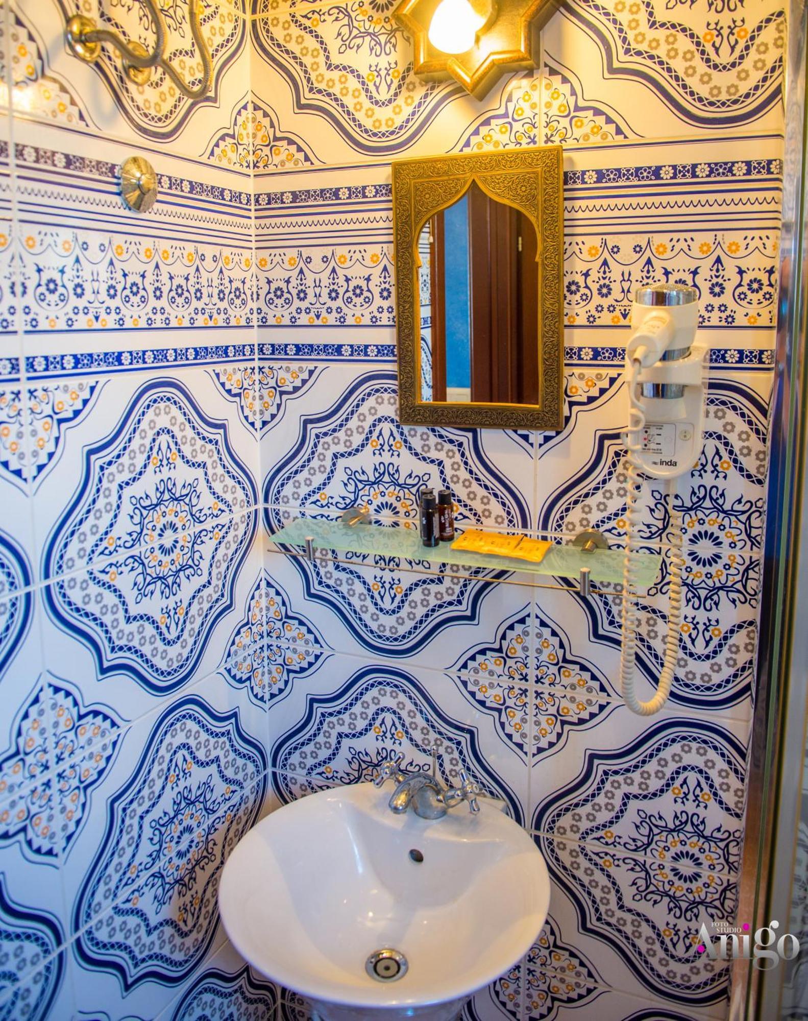 Apartments And Rooms Villa Sulejman Мостар Екстериор снимка