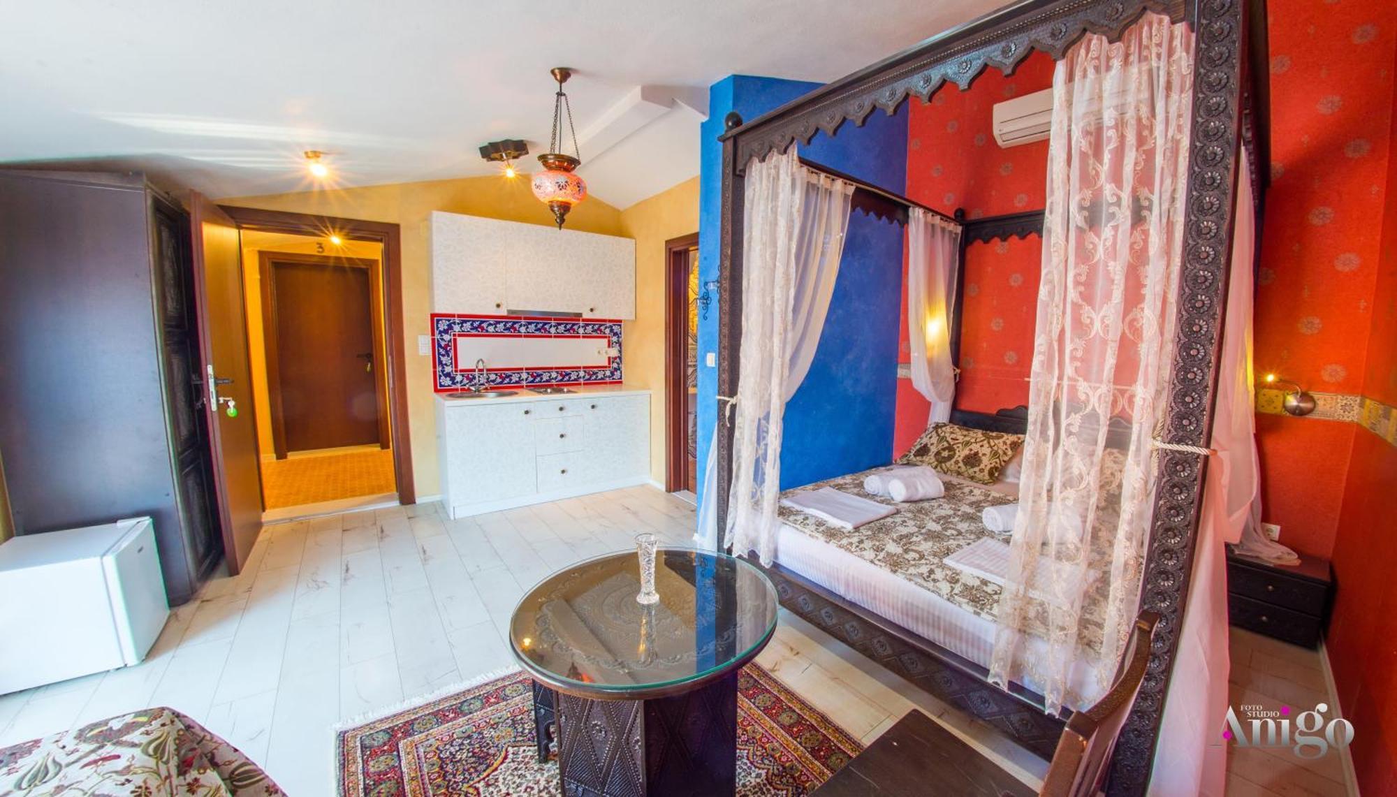 Apartments And Rooms Villa Sulejman Мостар Екстериор снимка