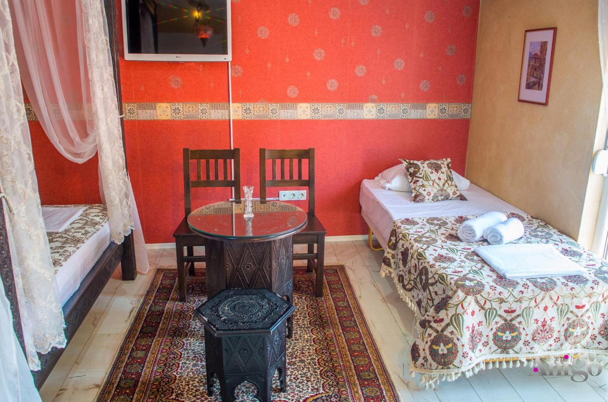 Apartments And Rooms Villa Sulejman Мостар Екстериор снимка