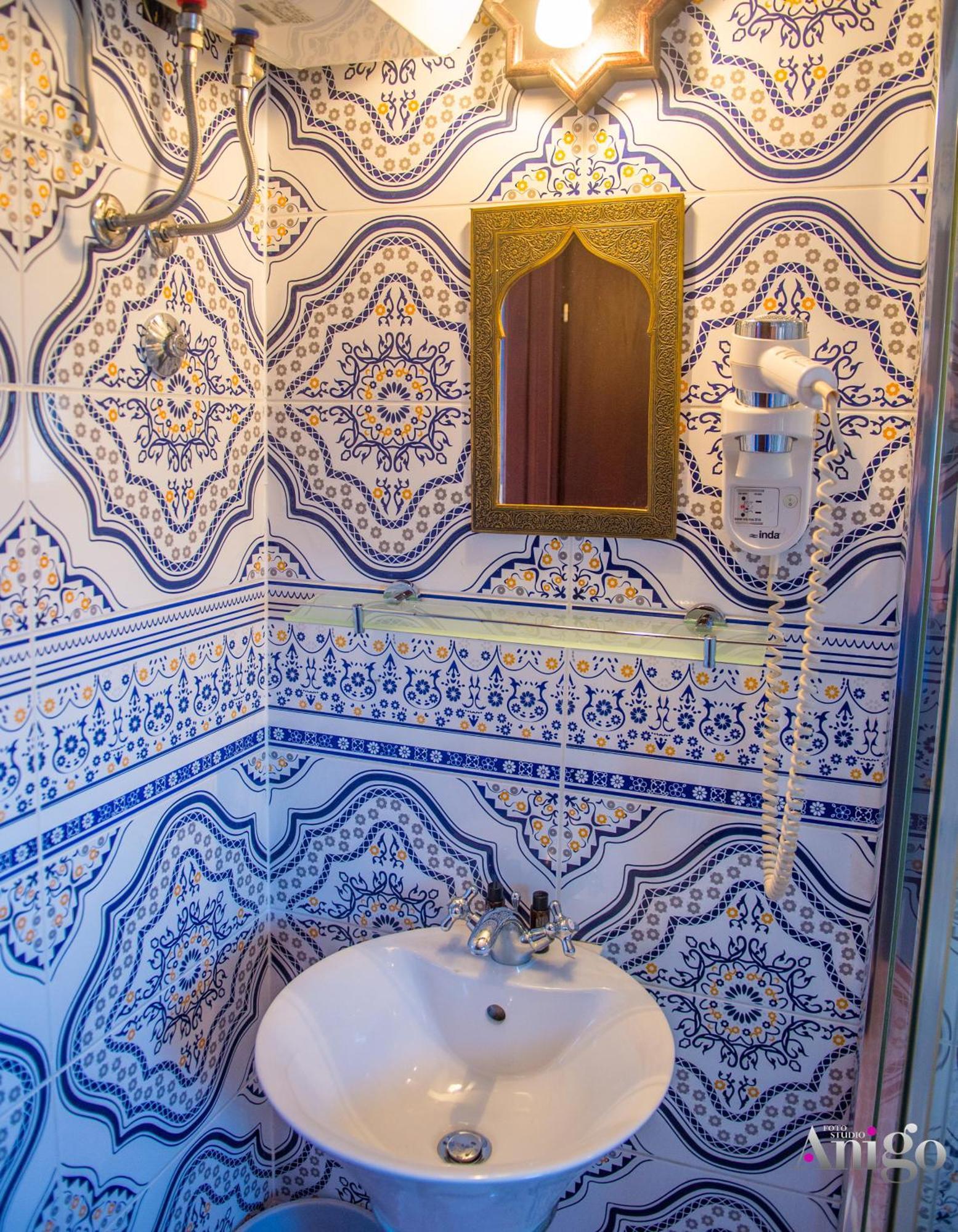 Apartments And Rooms Villa Sulejman Мостар Екстериор снимка